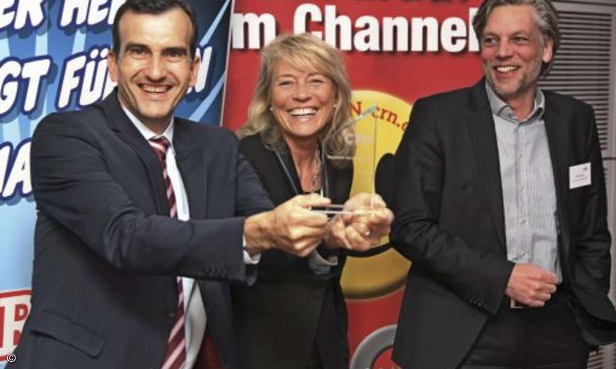 Kategorie Security - Platz 1: ESET, Stefan Thiel, Claudia Ketzer, Maik Wetzel (Foto: CRN)