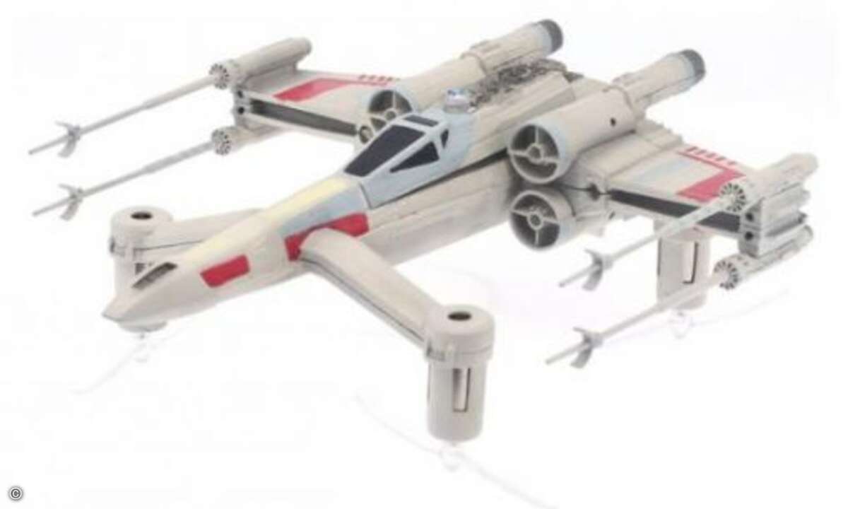...die Scheiben der eigenen X-Wing-Drohne total vereist (Foto: Propel)