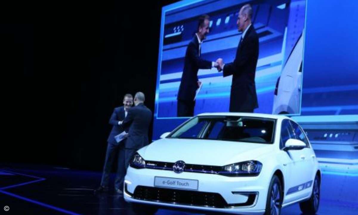 Autohersteller sind seit einigen Jahren eine feste Größe auf der CES. Im vergangene Jahr eröffnete VW-Markenchef Herbert Diess die Messe (Bild: CES)