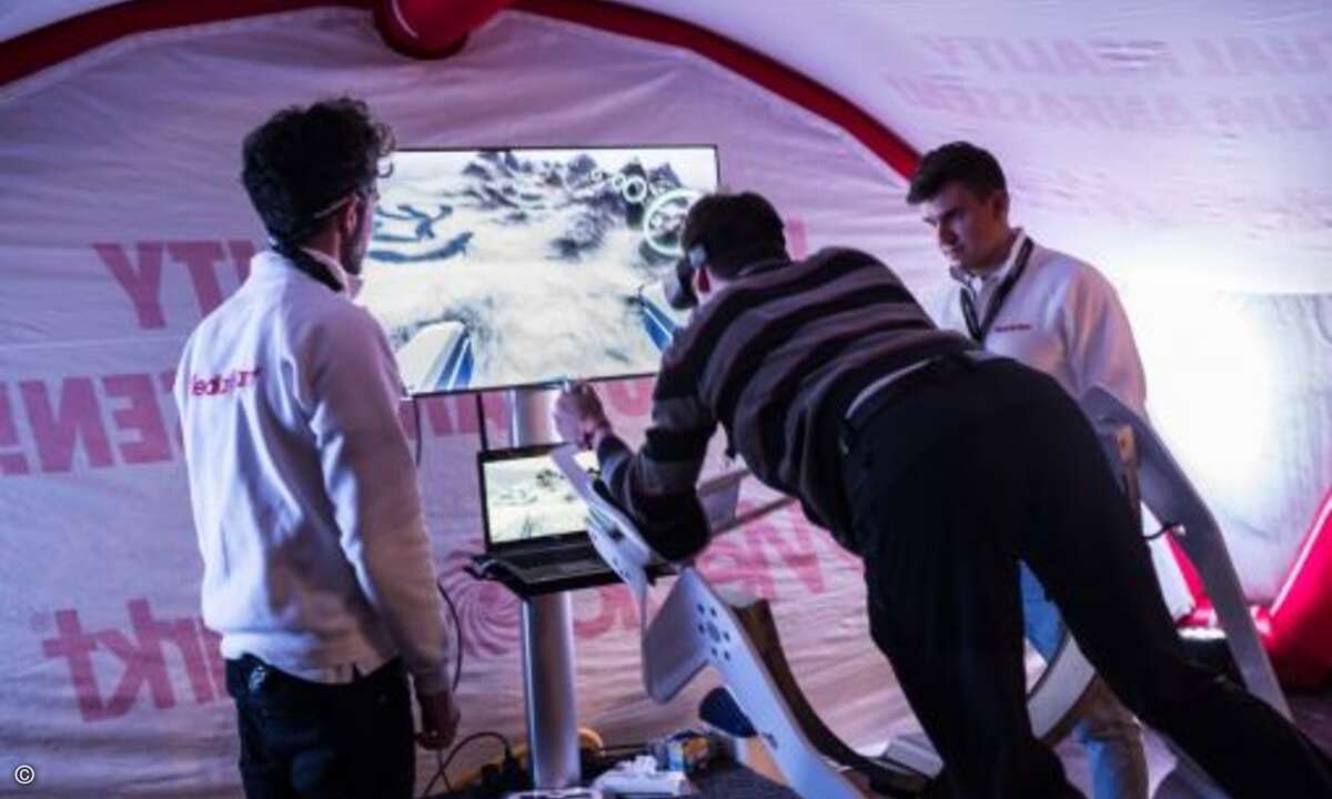 Im Ausstellungsbereich der DreamExpo zeigten zahlreiche Hersteller Neuheiten für die Gaming-Szene (Bild: Leipziger Messe / Andre Kugellis)
