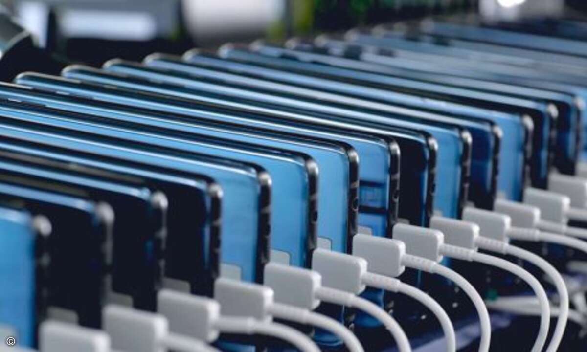 ... Lade-Überlastungstests... (Foto: Samsung)