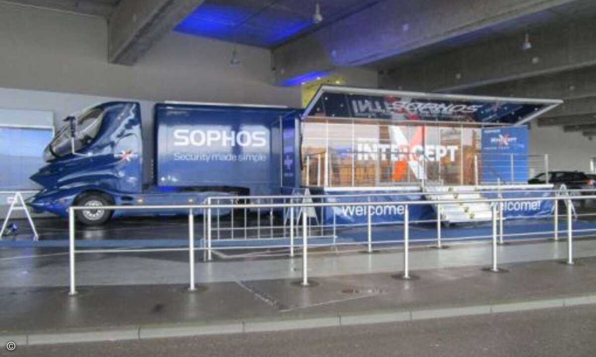 Parallel zur Roadshow startete auch die »Intercept X«-Truck-Tour, auf der intensiv über die gleichnamige neue Sicherheitslösung informiert wird (Foto: CRN)