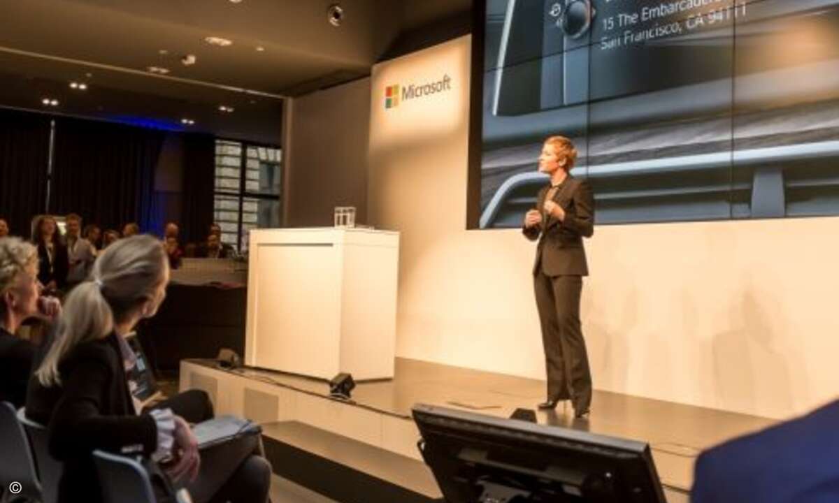 Julia White, General Manager of Product Marketing for Office bei Microsoft (Foto: CRN)