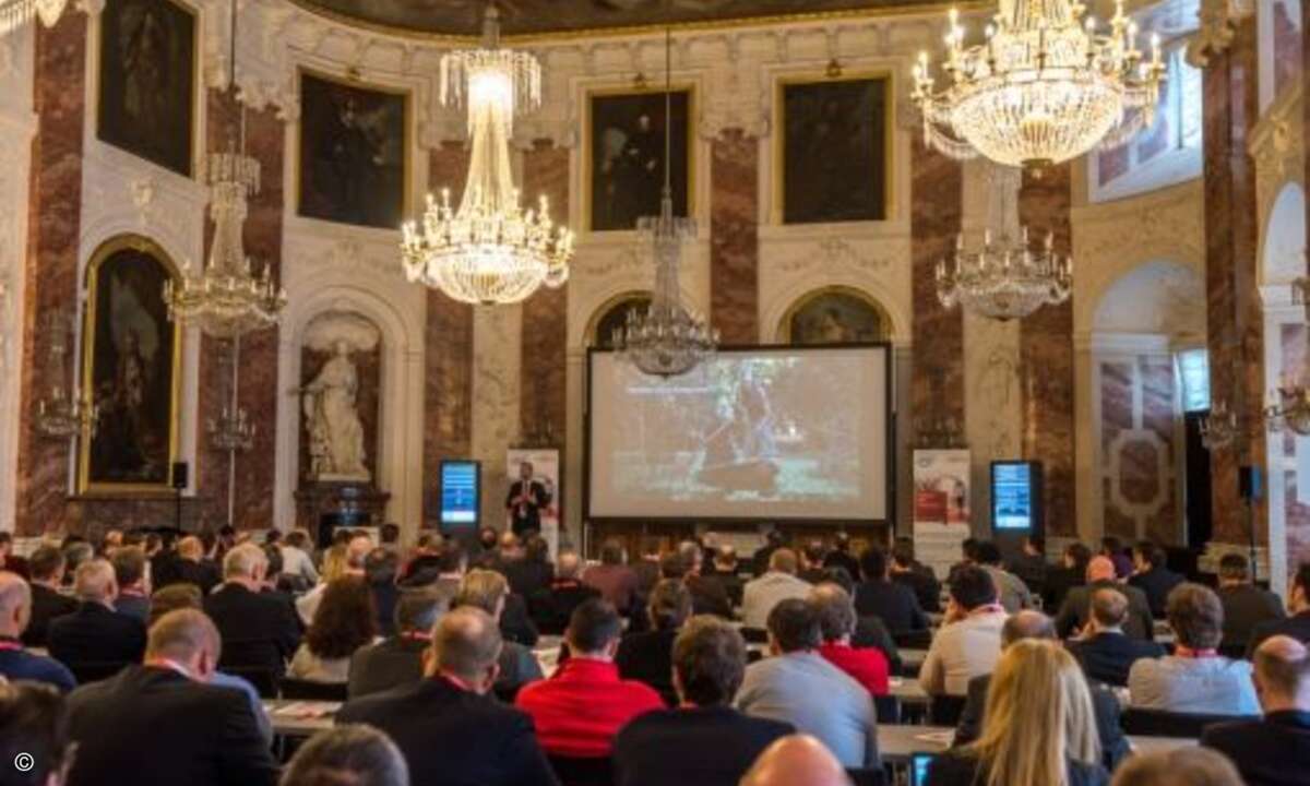 In Mannheim hatte der Hersteller ins barocke Schloss der Stadt geladen… (Foto: Fujitsu)