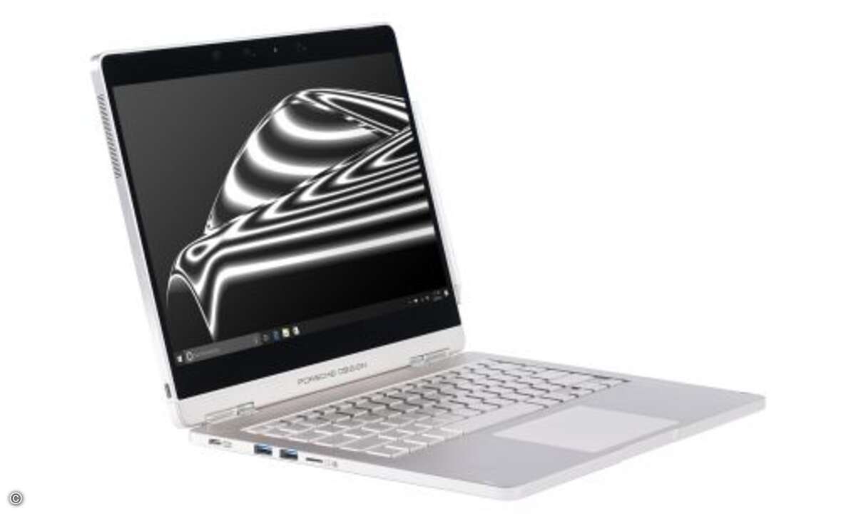 Mit einem empfohlenen Verkaufspreis von knapp 2.800 Euro spielt das Porsche Design Book One auch hier in der Sportwagen-Liga (Foto: Porsche Design Computing)