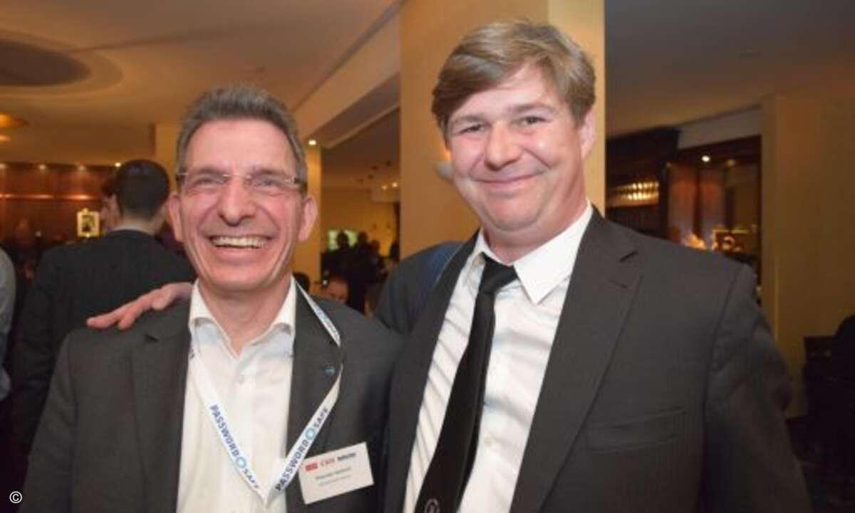 Thorsten Seiferth (Media-Saturn) fachsimpelte mit Samba Schulte (CRN) (Foto: CRN)