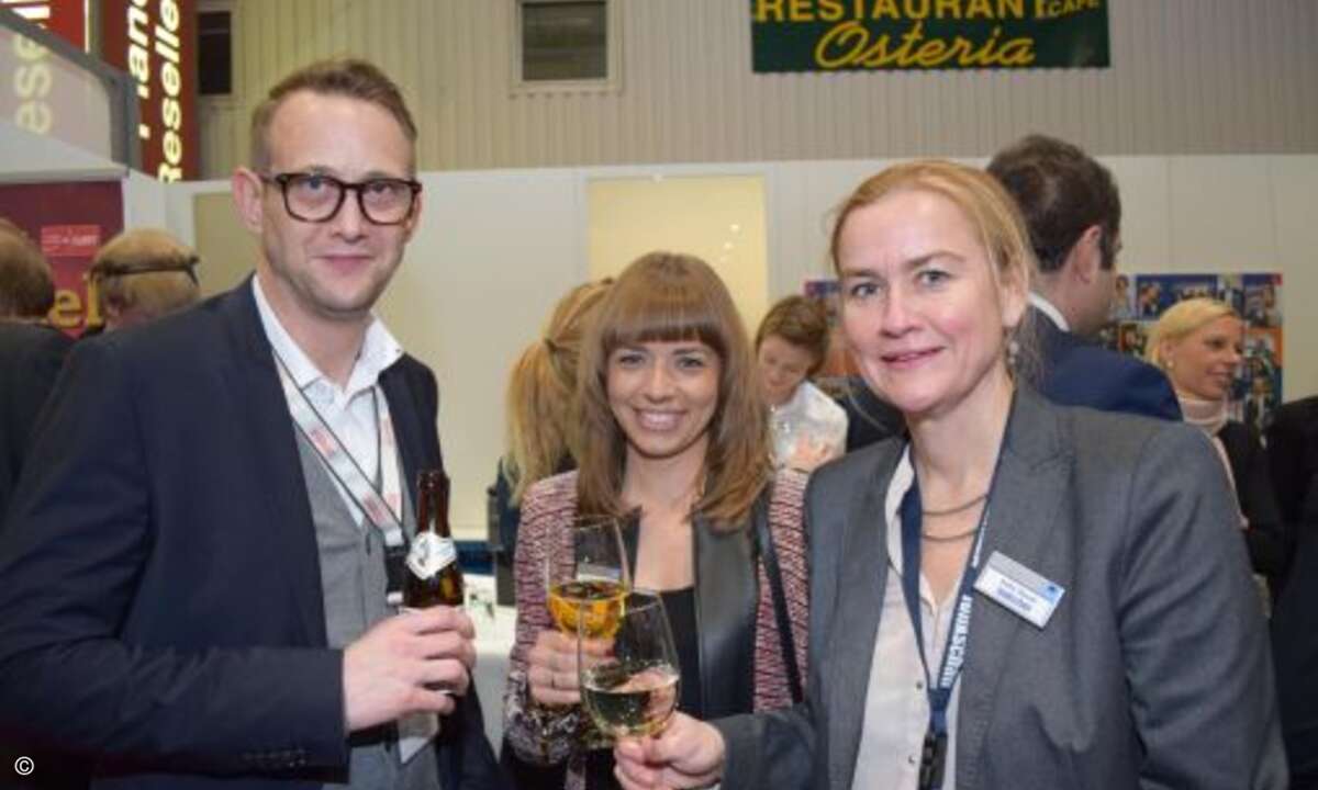 Patrick Küpper (littlebit), zusammen mit Christina Gottwald und Sofie Steuer (beide funkschau) (Foto: CRN)
