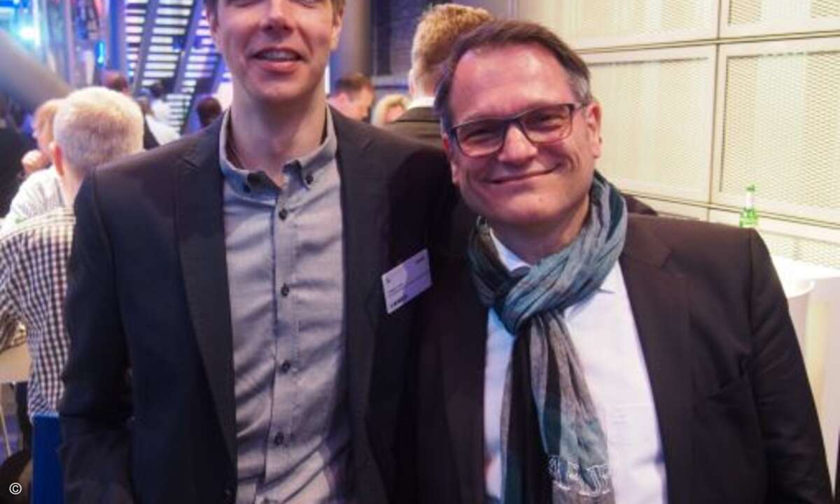 Die Messe war auch ein Treffpunkt für Brancheninsider wie Oliver Löhr (li.) von Kyocera und Retail-Business-Experte Hartmut Baumann (Bild: CRN)