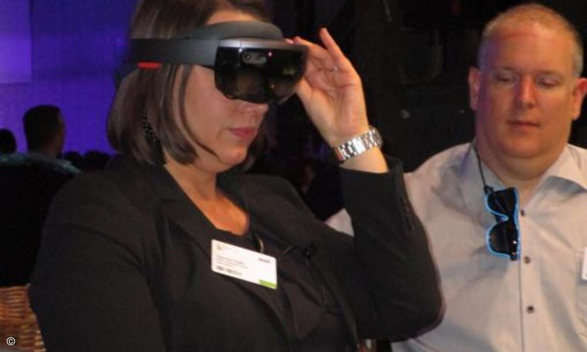 Sabrina Hoefs (Also) tauchte in virtuelle Welten ein... (Foto: CRN)