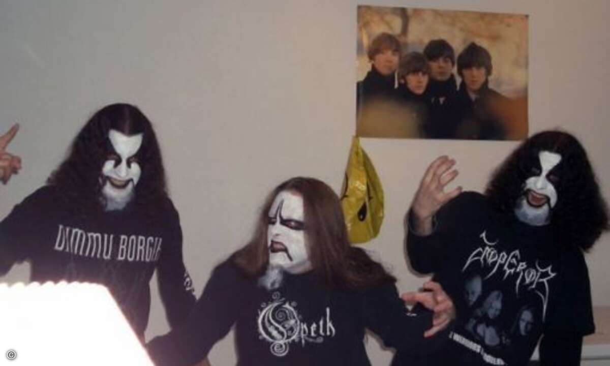 Mama, schau mal, wie böse wir sind - da bekommen sogar die Beatles Angst (Screenshot sadanduseless.com)