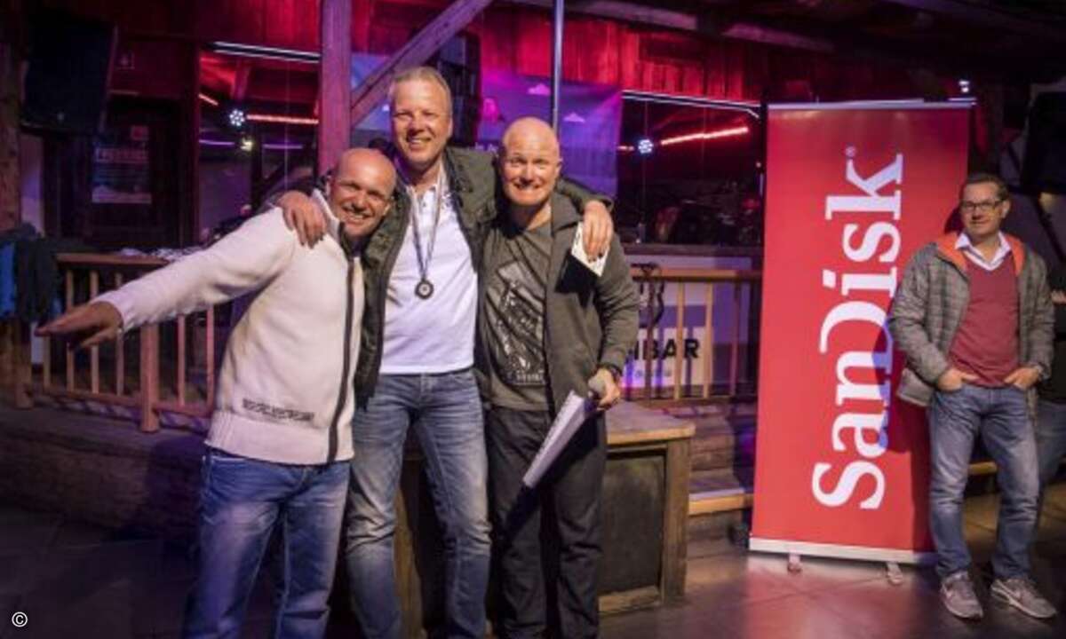 Am Abend wurden die besten Fahrer ausgezeichnet (Foto: Marcel Lämmerhirt / SanDisk)