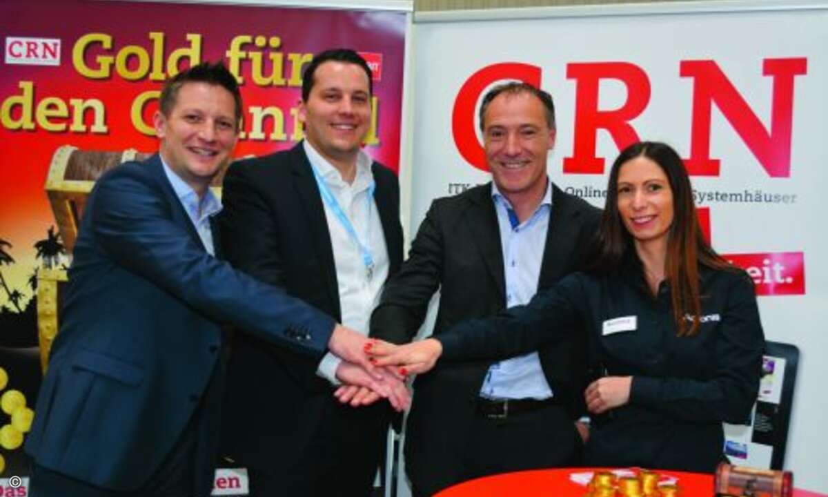 Cloud-Kooperation im Planet Reseller besiegelt (v. li.): Michael Hitzelberger (Tech Data), Thimo Groneberg (Busymouse), Thorsten Schwecke und Sabine Schulz (beide Acronis) (Bild: CRN)