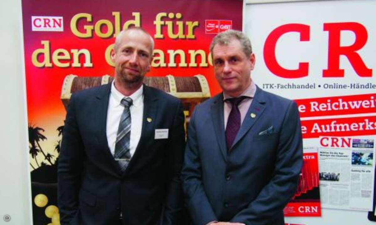 Auch Thorsten Skotnica, li., und Michael Pickhardt von TDT besuchten die Gläserne Redaktion (Bild: CRN)