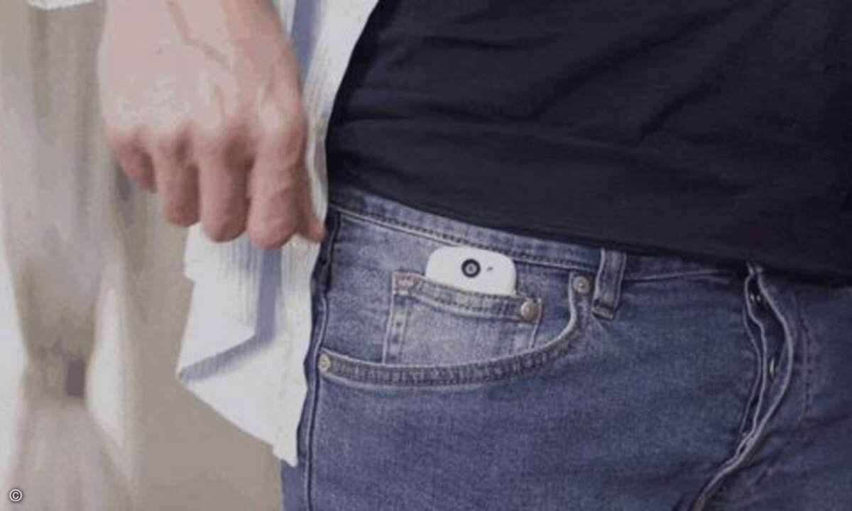 Der 79 Dollar billige Mini passt sogar in die Uhrentasche einer Jeans (Foto: Unihertz / Kickstarter)
