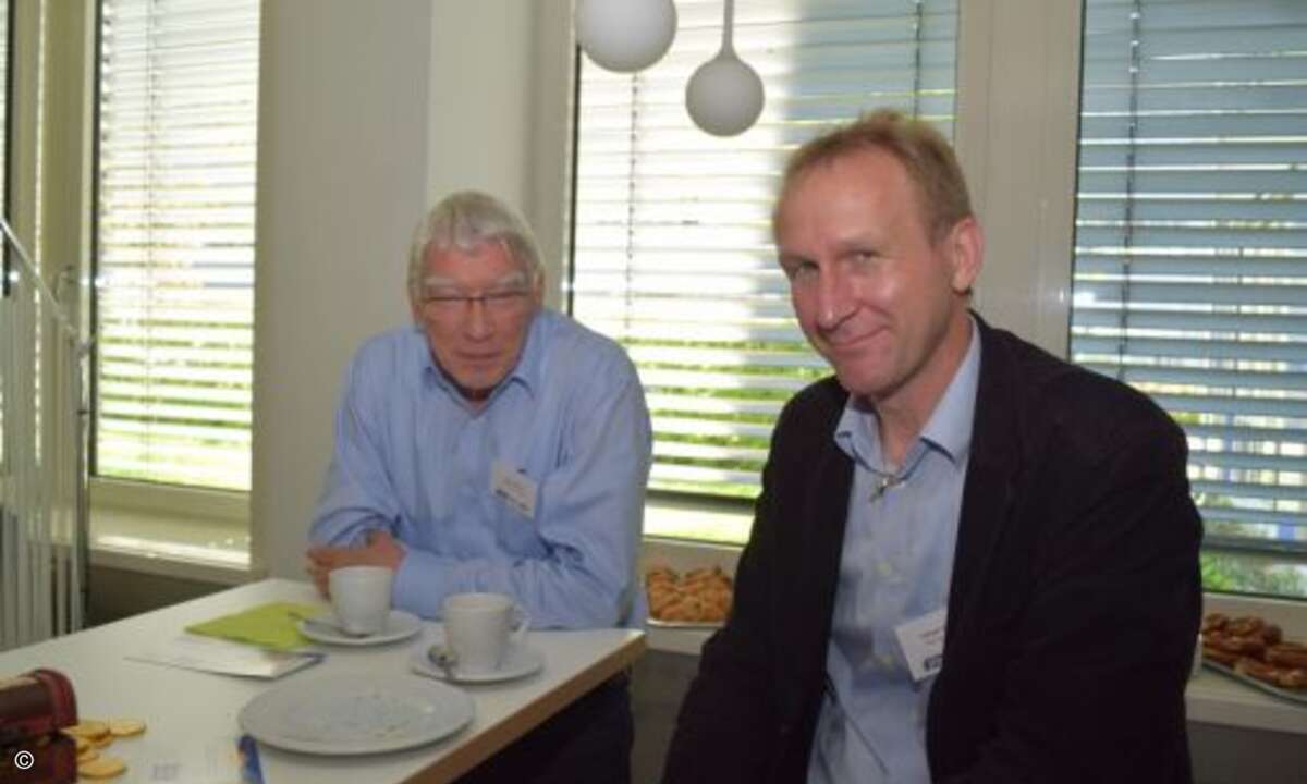 Jens Schüler und Günter Kramer freuen sich auf spannende Vorträge (Foto: CRN)