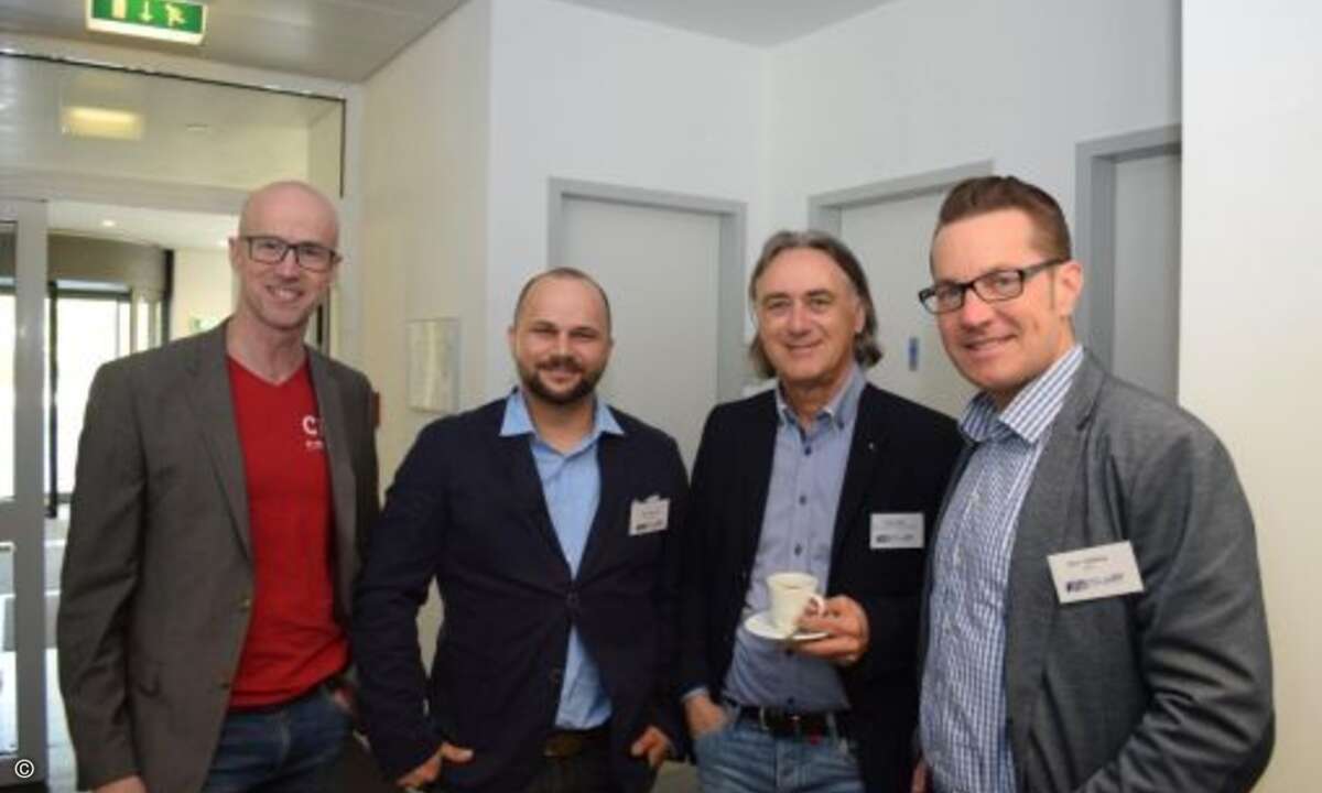 Matthäus Hose, Verlagsleiter WEKA FACHMEDIEN, zusammen mit Michael Havran (Step Ahead), Heinz Geiger (Sims Lifecycle Services) und Marc Adelberg (CRN) (Foto: CRN)