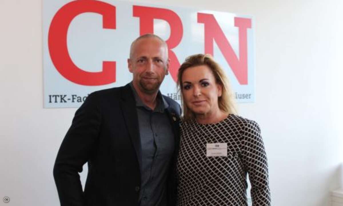 Thorsten Skotnica (TDT) und Carolin Schlüter (CRN)