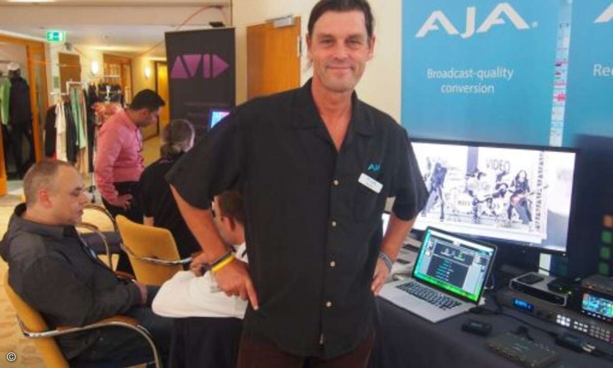 Dirk Ellis zeigte den Messeteilnehmern die neueste Lösung für den Broadcast-, Video-, und AV-Markt von Aja (Bild:CRN)