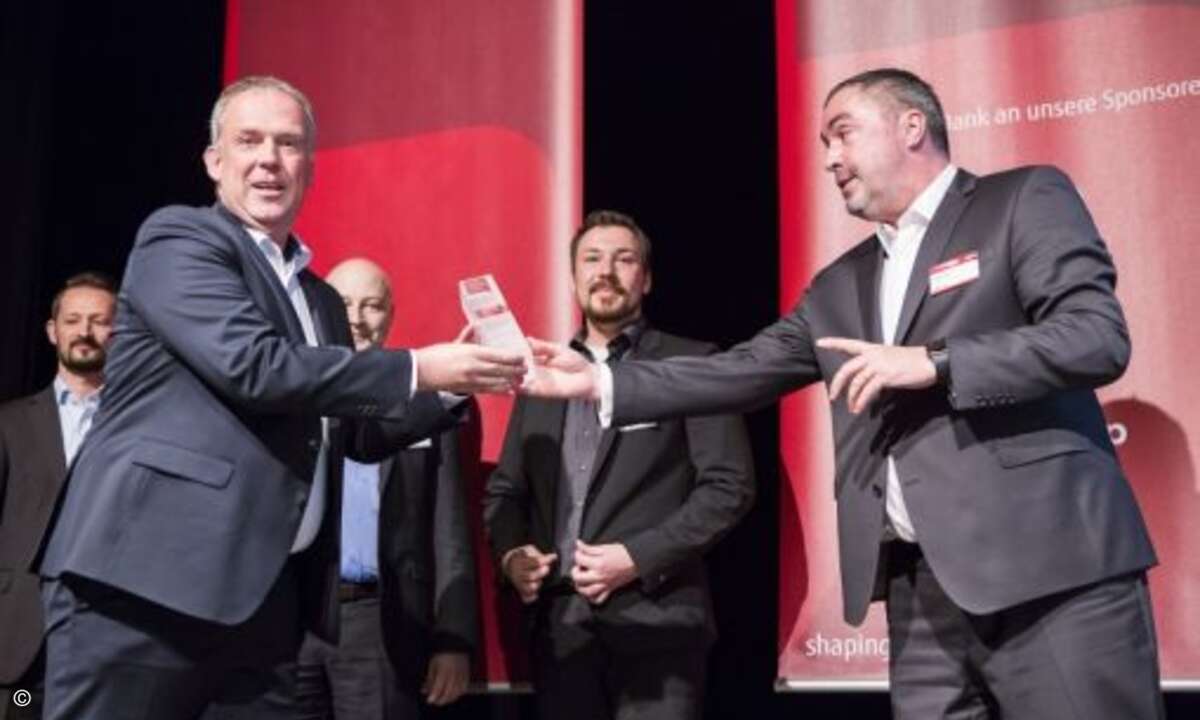 In Kornwestheim wurde Profi Engineering System als Botschafter des Jahres ausgezeichnet (Foto: Fujitsu)