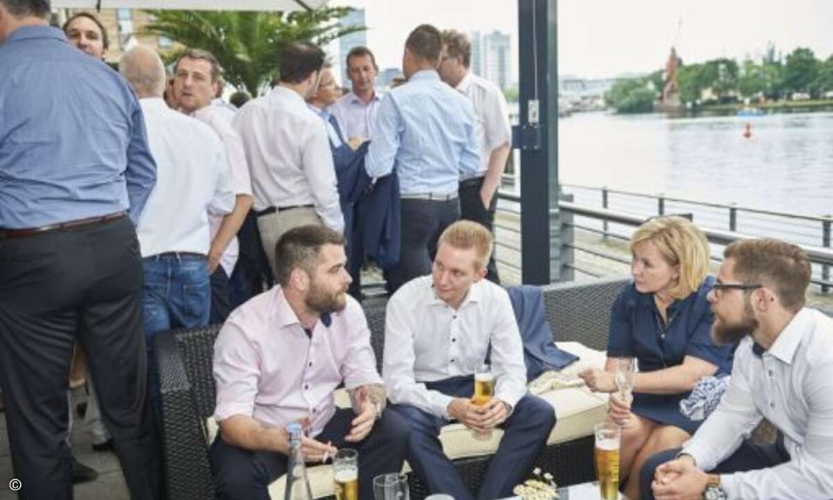 Empfang auf einer Terrasse direkt an der Spree (Foto: Trend Micro)