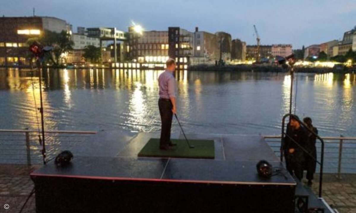 Kleine Abendüberraschung: Beim Spreegolf konnte die Trend-Micro-Partner zeigen, was sie beim Abschlag drauf haben (Foto: Trend Micro)