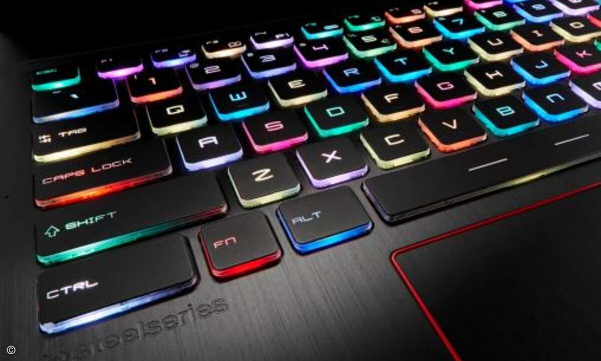 Die mehrfarbige LED-Tastaturbeleuchtung lässt sich zudem individuell und für jede Taste einzeln steuern und mit Effekten versehen. (Bild: MSI)