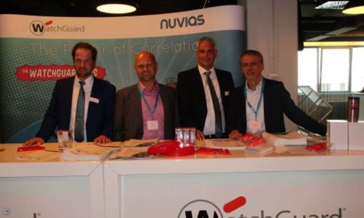 (v. re.) Lars Mika (Nuvias), Paul Moll (WatchGuard), Christian Görtz (Nuvias) und Michael Haas (WatchGuard) (Bild: CRN)