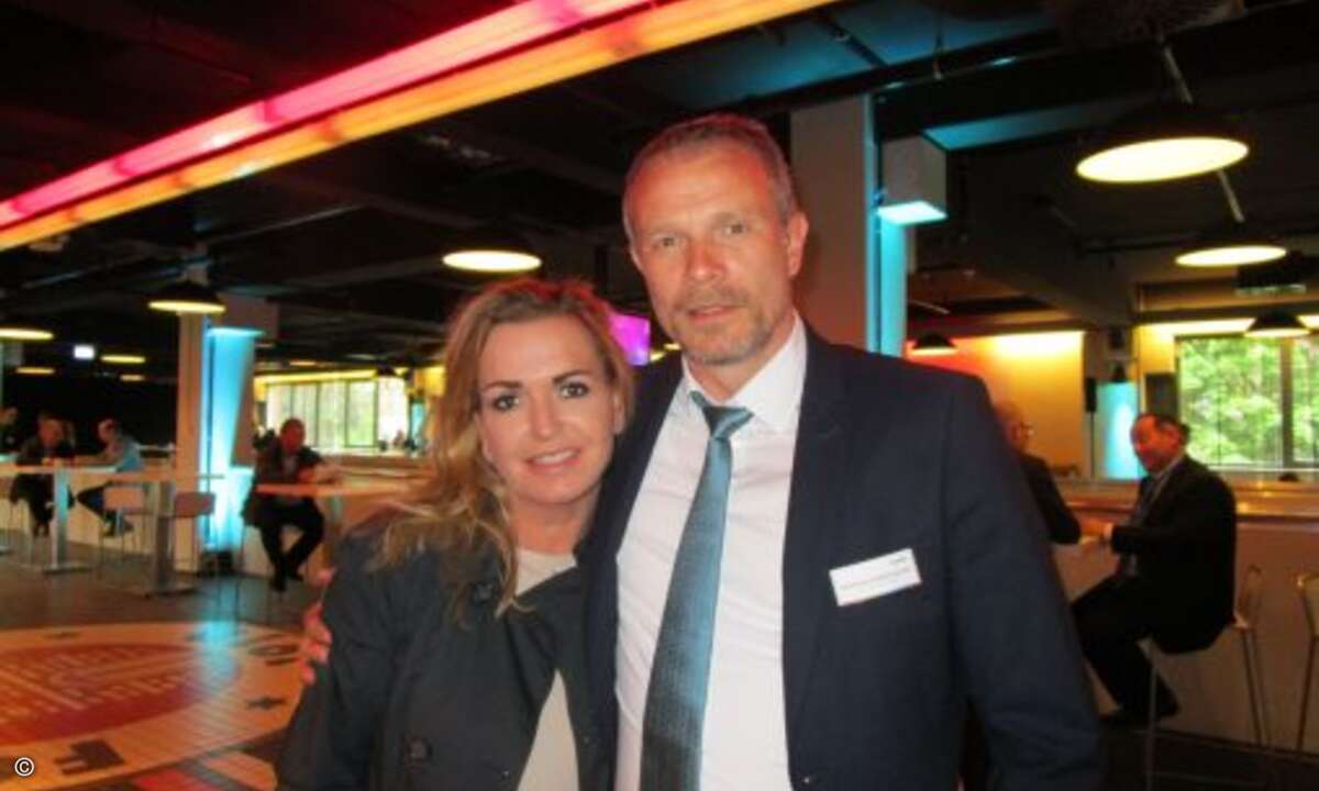 Carolin Schlüter (CRN) und Matthias Stuhlmacher (Nuvias) (Bild: CRN)