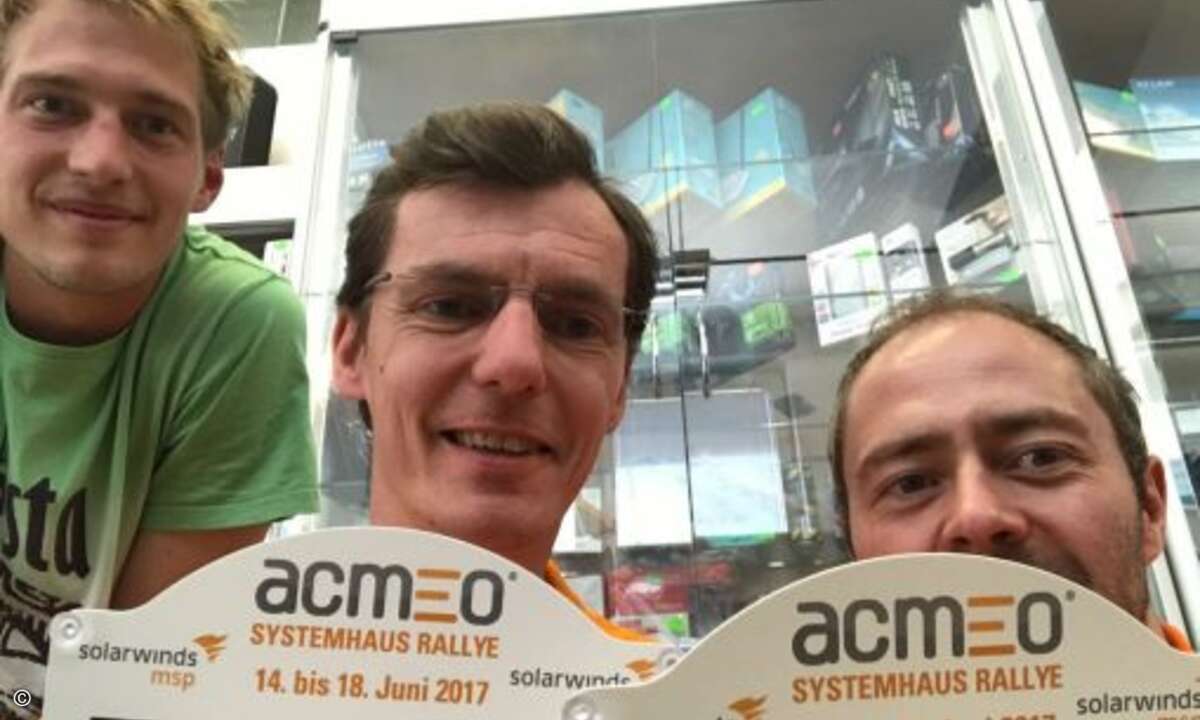 Zwei Systemhausprofis beim Kollegen in Osteuropa. Alexander Wißfeld (exo3) und Tobias Waltemode (IOK InterNetworking Services) (Foto: Tobias Waltemode)