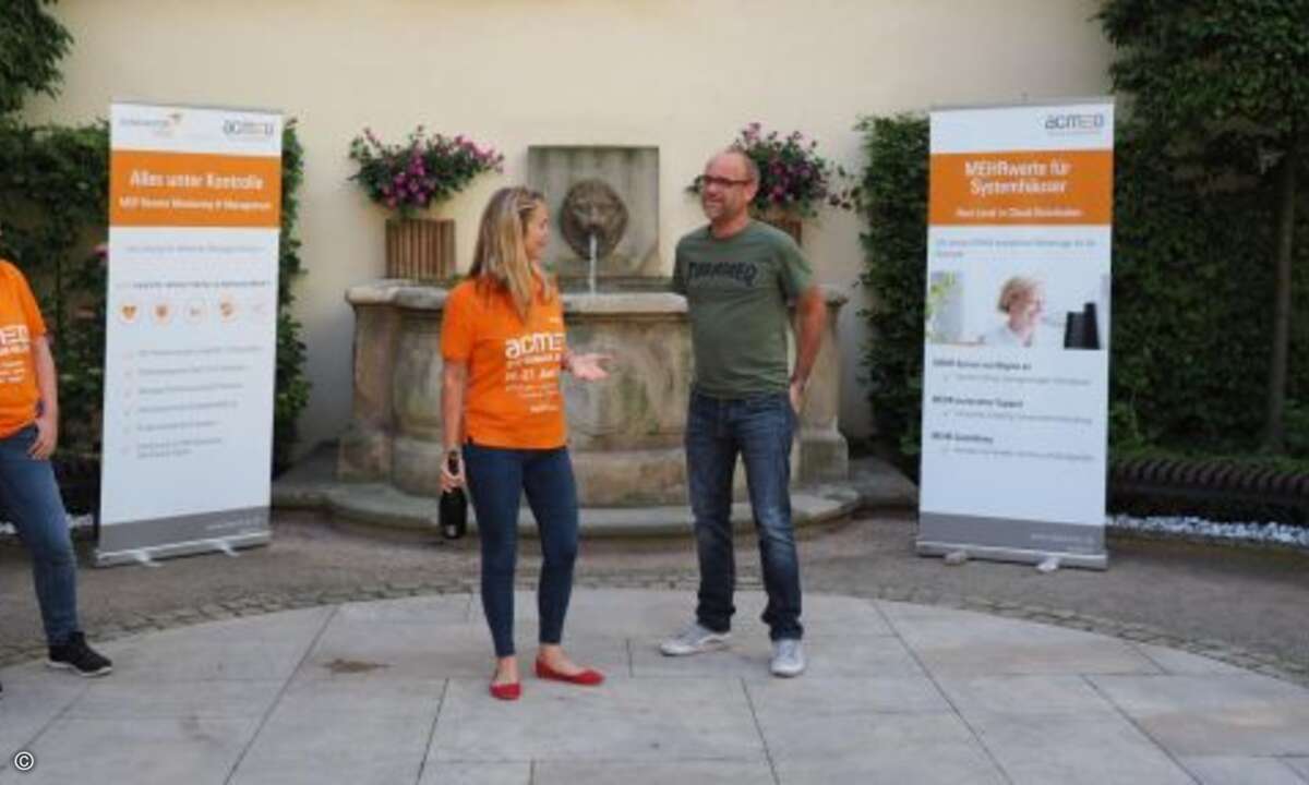 Einen Sonderpreis erhielt Christian Martin (IOK InterNetworking Service) für seine Verdienste um die Erstellung eines Webservers, damit alle Teilnehmer Bilder und Videos sammeln konnten (Foto: CRN)