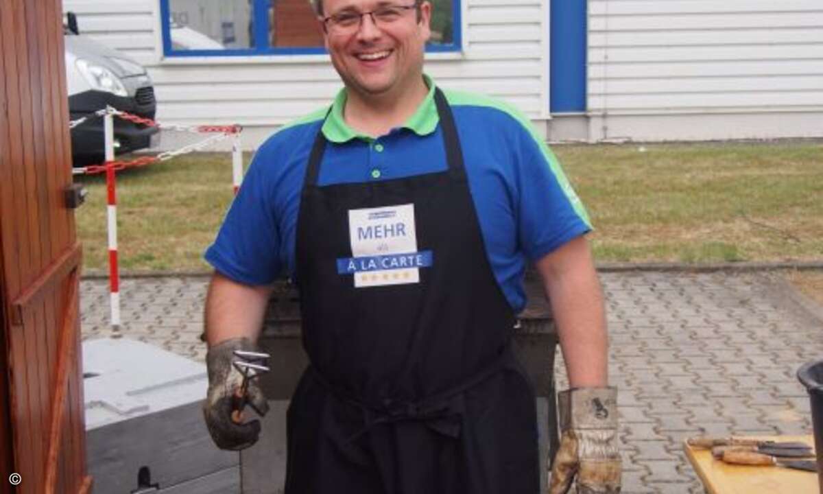 Der Bluechip-Grillmeister hatte jede Menge zu tun (Bild: CRN)