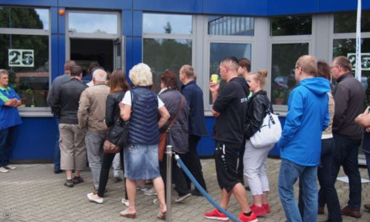 Besonders gefragt waren die Firmen-Besichtigungstouren (Bild: CRN)