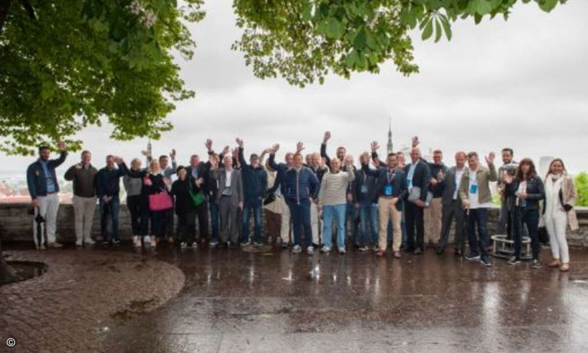Dabei ließen sich die Teilnehmer auch vom regnerischen Wetter nicht abschrecken (Foto: NetApp)