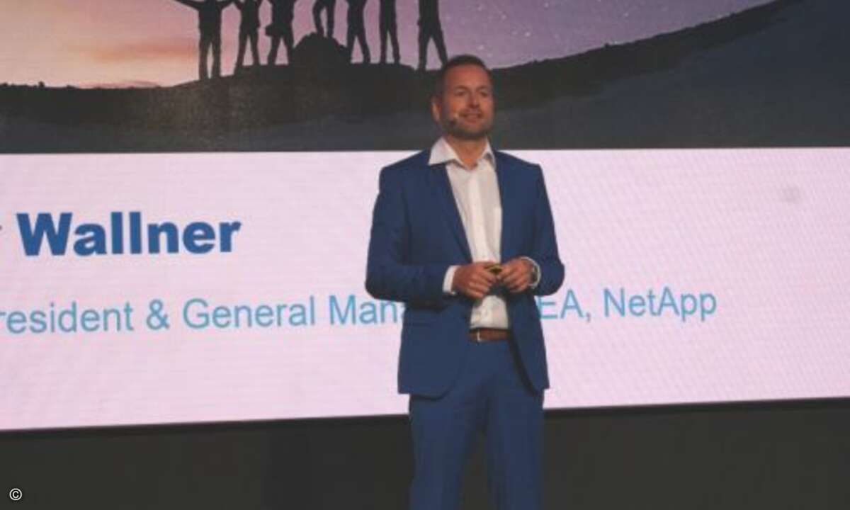 Das NetApp-Mojo sei definitiv wieder da, betonte EMEA-Chef Alex Wallner, der Storage-Hersteller habe sich in den vergangenen Jahren für eine Zukunft im Bereich Datenmanagement aufgestellt (Foto: CRN)
