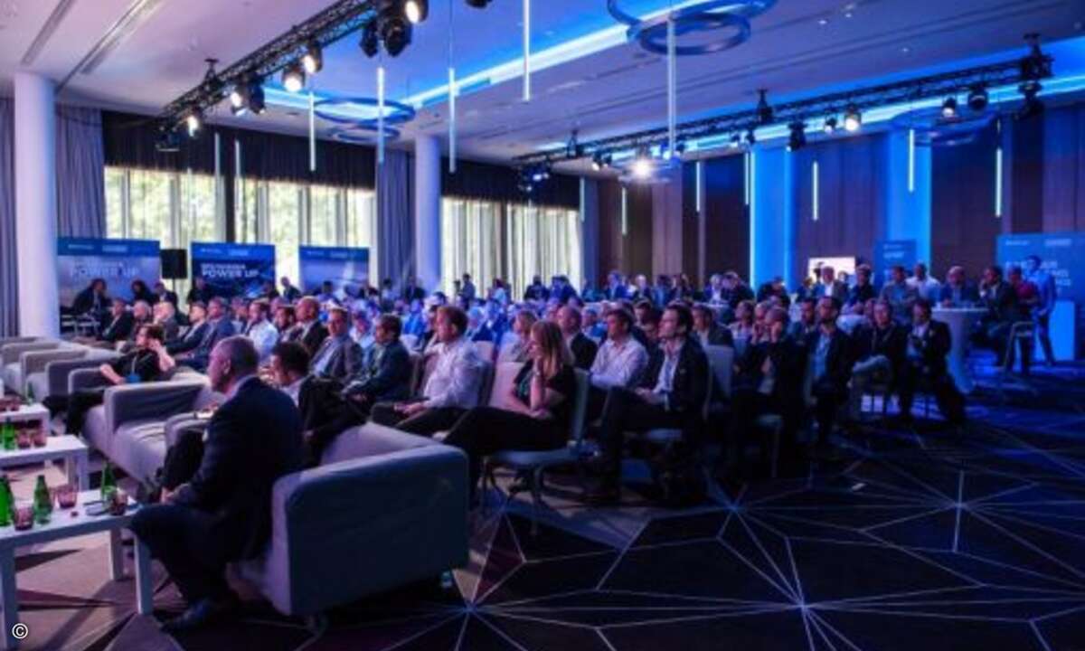 Gebannt lauschten die Partner den Keynotes und Vorträgen (Foto: NetApp)
