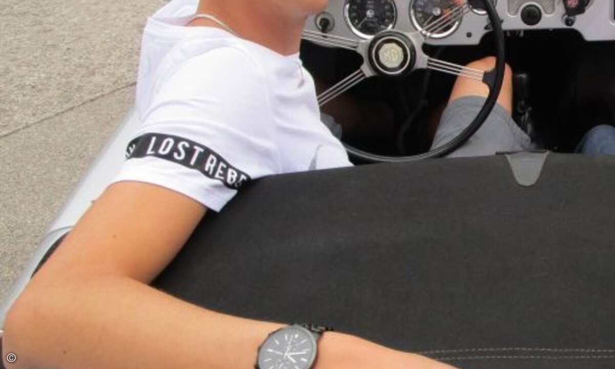 Johannes Kroiß von ECOM freut sich auf das pure Roadster-Feeling im MG A 1500 (Bild: CRN)