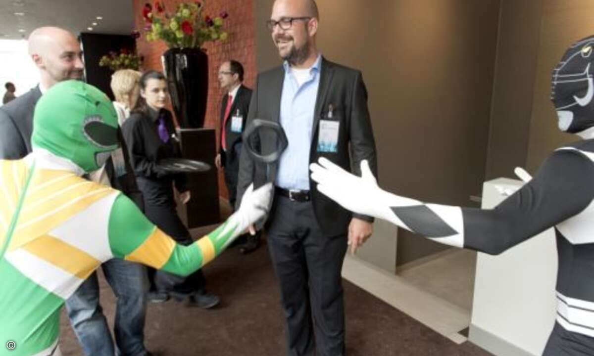 Patrick Andreas von Tarox ließ den Security-Check gut gelaunt über sich ergehen (Foto: Eset)