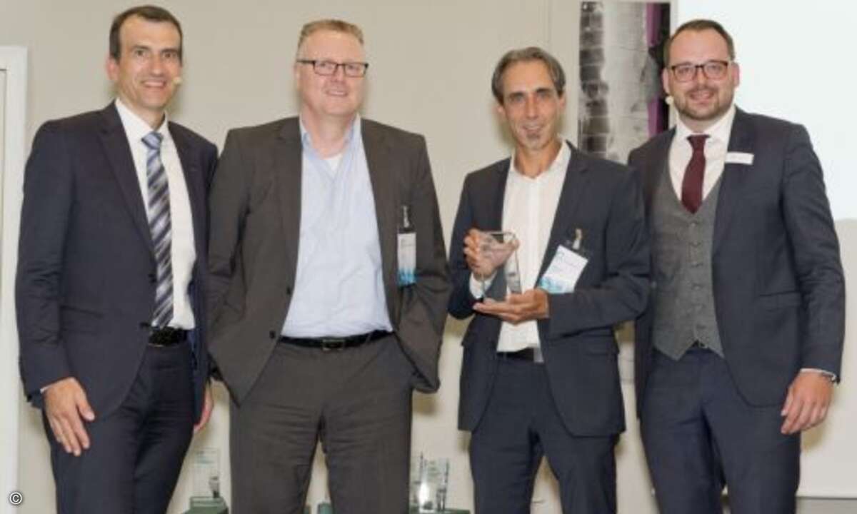 ACT Expert Services, hier vertreten durch Bernd Bielecki (2.v.li.) und Alexander Spahr (2.v.re.), wurde für den »Deal of the Year« geehrt (Foto: Eset)