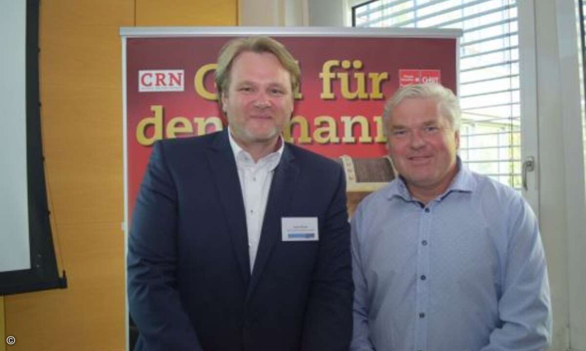 Anton Braun (BIZTEAM) zusammen mit CRN-Chefredakteur Martin Fryba (Foto: CRN)