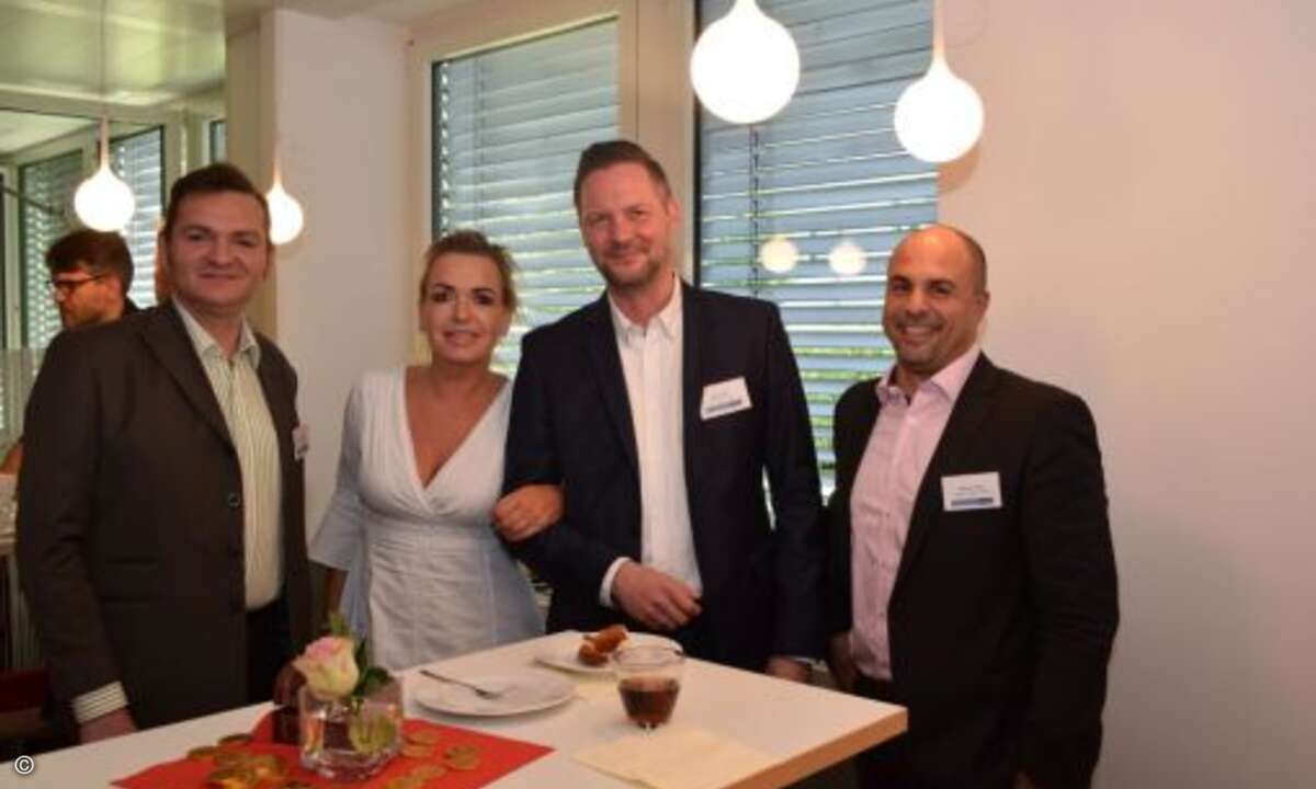 Wie immer beim Solution Day gab es neben den Vorträgen auch viel Gelegenheit zum Netzwerken (Foto: CRN)