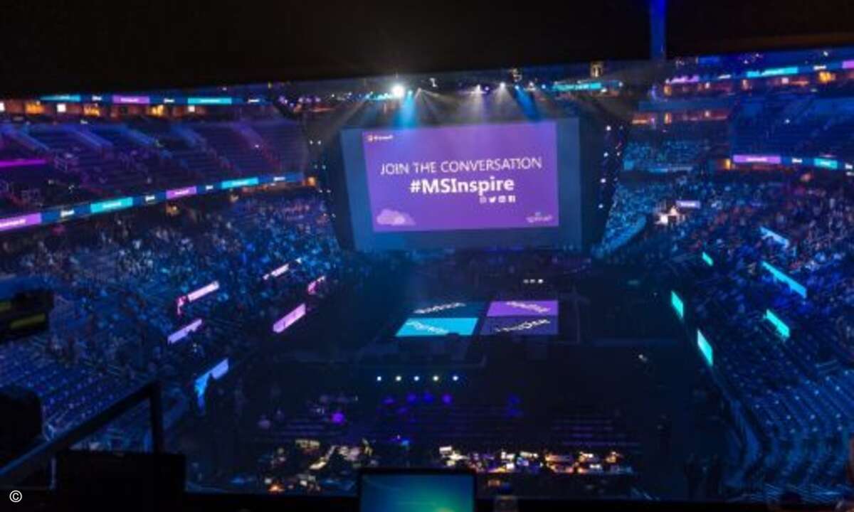 Im auf arktische Temperaturen gekühlten Verizon Center fanden die Keynotes statt (Foto: CRN)