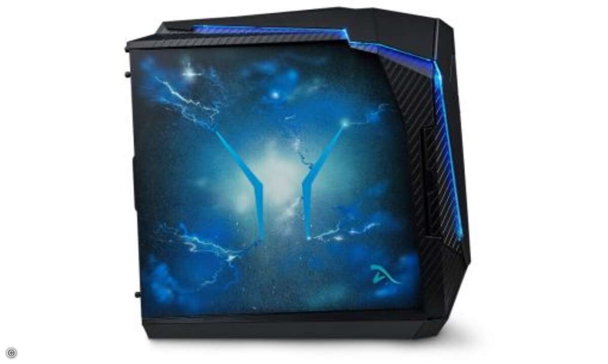 Lenovos Zweitmarke Medion hat auf der Gamescom einen neuen High-End-Gaming-PC im limitierten Graffiti-Design vorgestellt. Der »Medion Erazer X87001 Limited Edition« arbeitet mit Intels brandneuem »Core i9 7900X«-Prozessor, der die Prozessorleistung e
