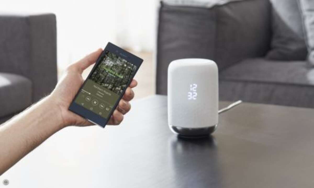 Er kann gleichzeitig als digitaler Assistent und Steuerzentrale für das intelligente Heim fungieren (Bild: Sony)