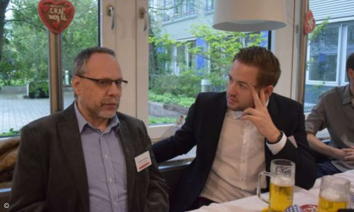 Stephan Duvenkamp (it service)im Gespräch mit Nils Kathagen (IT Systemhaus Ruhrgebiet) (Bild: CRN)