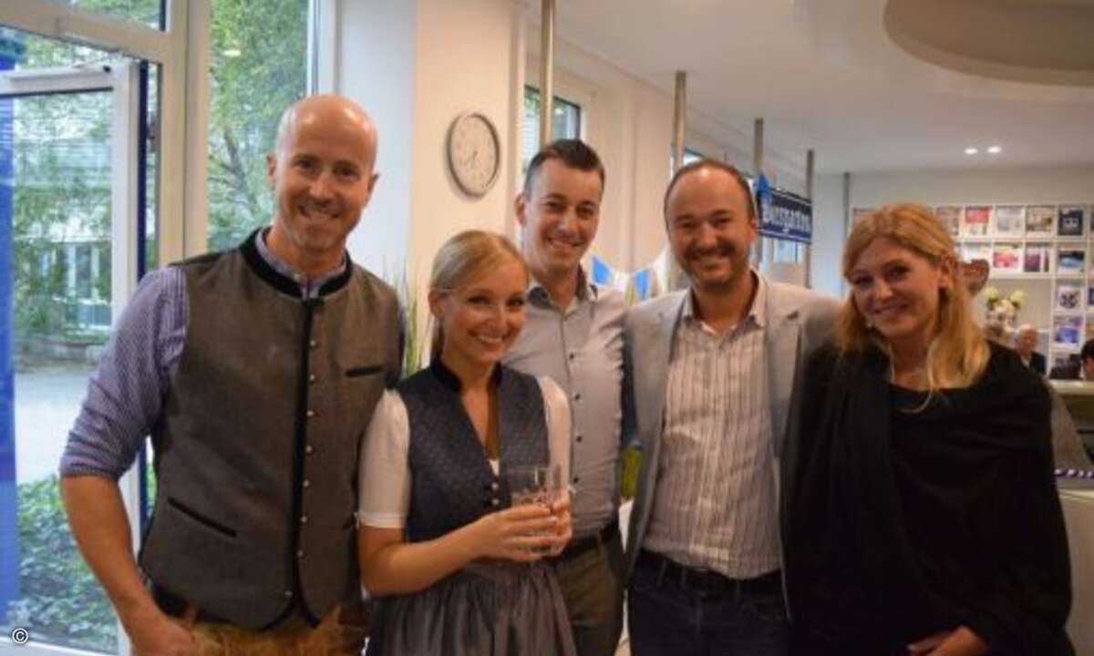 Matthäus Hose, Malina Colombo (CRN), Sascha Nopper, Andreas Gruber (beide Ingram Micro) und Gina Gießmann (CRN) (Bild: CRN)