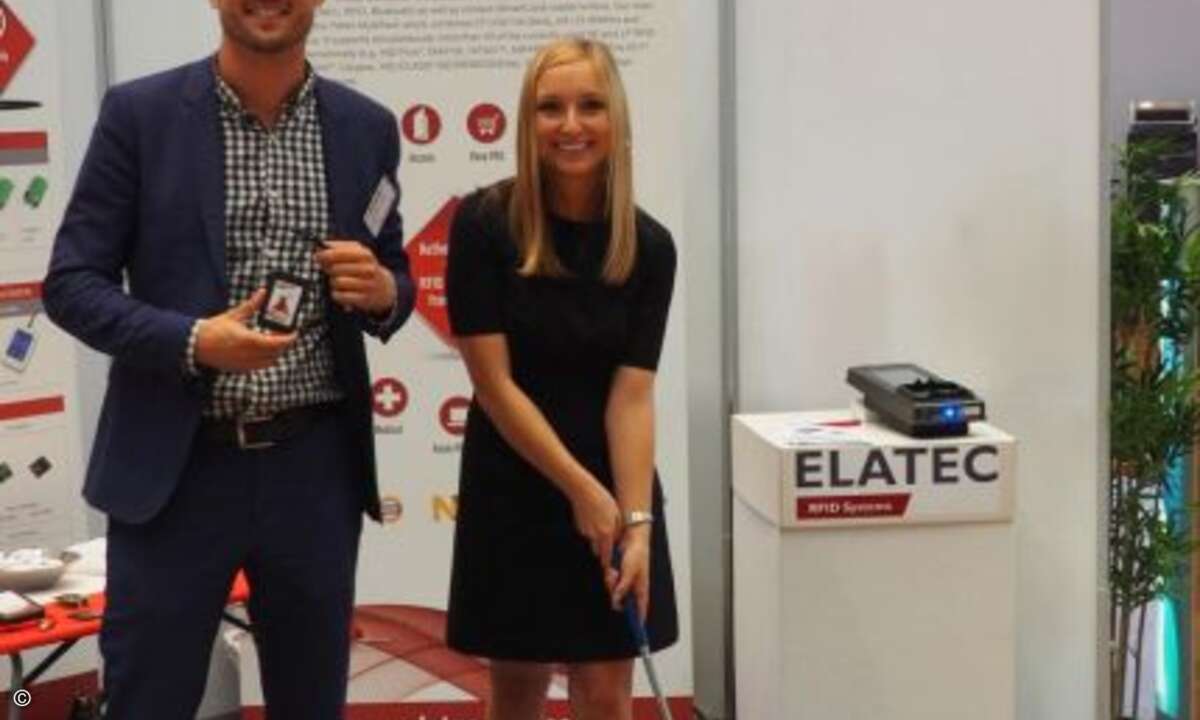 Janek Grill von Elatec hatte gleich einen Golfplatz mit zur Systeam gebracht (Foto: CRN)