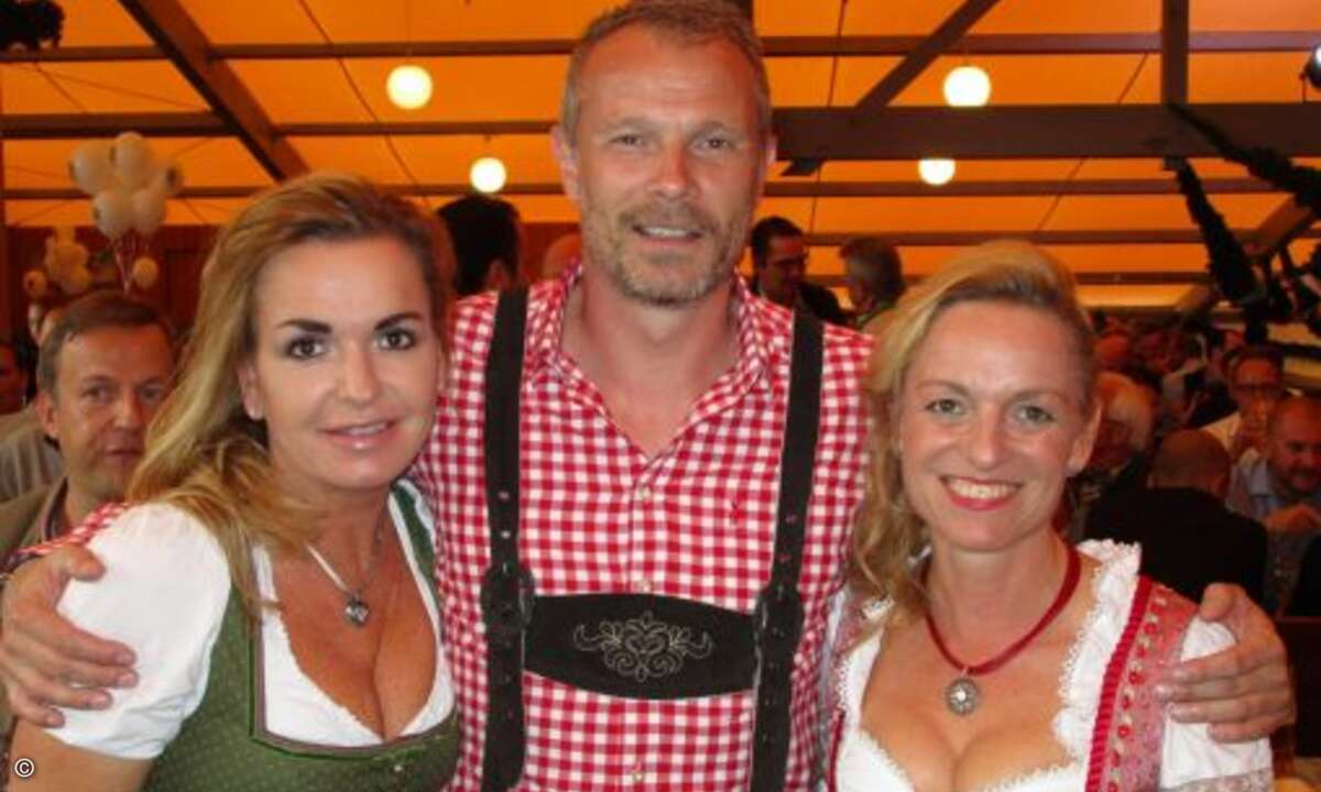 Carolin Schlüter (CRN), Matthias Stuhlmacher von Nuvias und Ina Mencke (Bild: CRN)