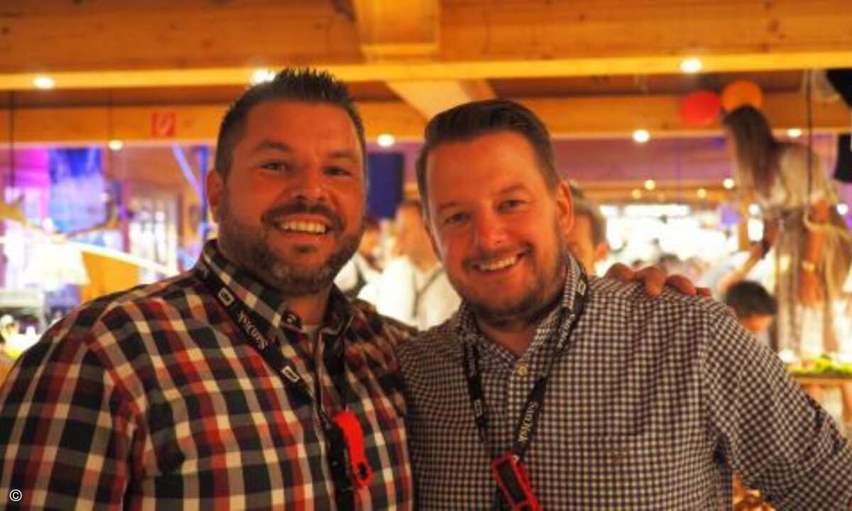 Marco Ernst (Conrad) und Marcus Gornowicz (SanDisk / WD) haben richtig gute Laune - zu Recht! (Foto: CRN)