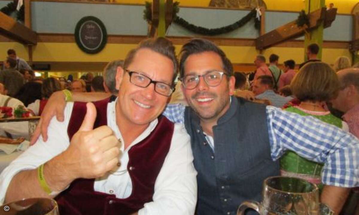 Marc Adelberg (CRN, li.) mit Sascha Colombo (Ingram Micro) (Bild: CRN)