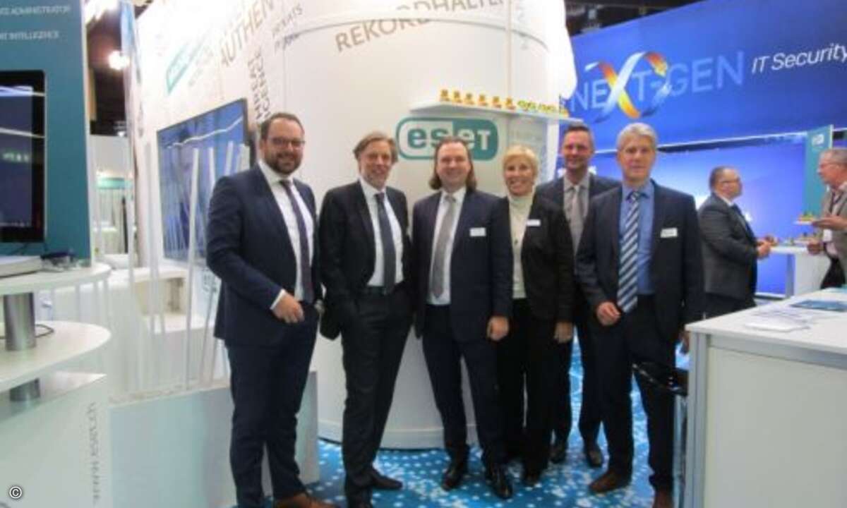Das gut gelaunte Eset-Team Christoph Preetz, Maik Wetzel, Matthias Malcher, Petra Goebel, René Claus und Daniel Stephan (Foto: CRN)